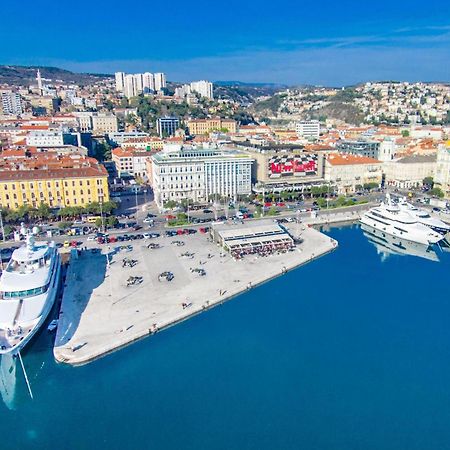 Apartments With Wifi Rijeka - 16539 Bagian luar foto